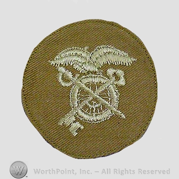 WWI Chevrons : WWI Quartermaster Private First Class Khaki Chevron.
