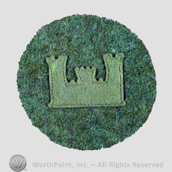 WWI Chevrons : Engineer Private First Class Chevron.
