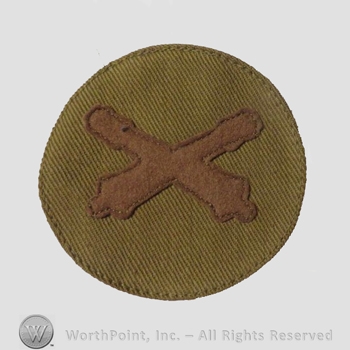 WWI Chevrons : WWI Artillery PFC Chevron.