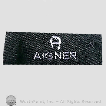 Clothing label : Etienne Aigner.