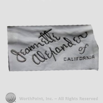 Clothing label : Jeannette Hunt Alexander Hyland.