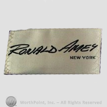 Clothing label : Ronald Amey.