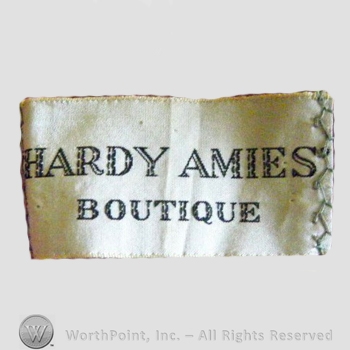 Clothing label : Hardy Amies.