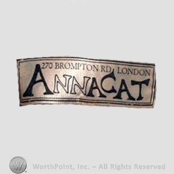 Clothing label : Annacat.