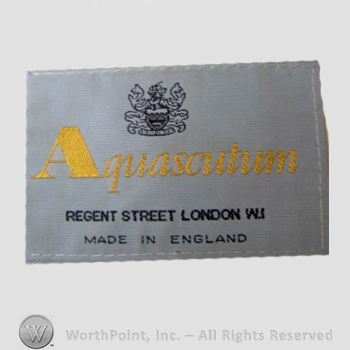 Clothing label : Aquascutum.