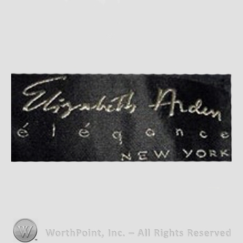 Clothing label : Elizabeth Arden.