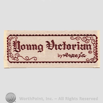 Clothing label : Arpeja.
