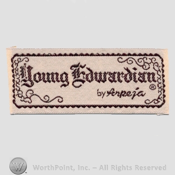 Clothing label : Arpeja.