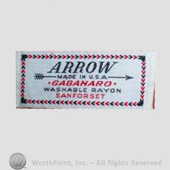 Clothing label : Arrow.