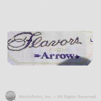 Clothing label : Arrow.