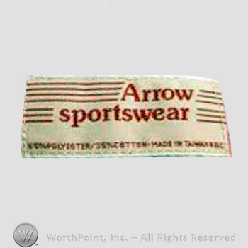 Clothing label : Arrow.