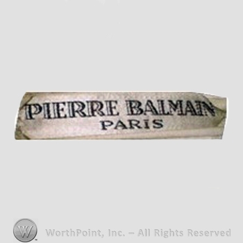 Clothing label : Pierre Balmain.