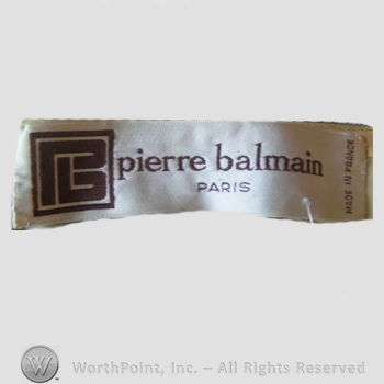 Clothing label : Pierre Balmain.