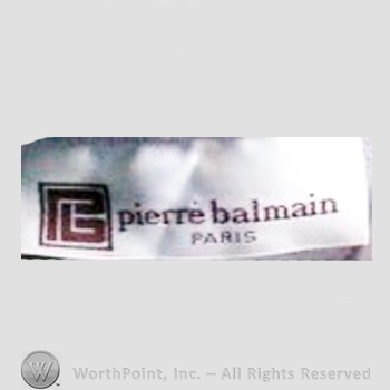 Clothing label : Pierre Balmain.