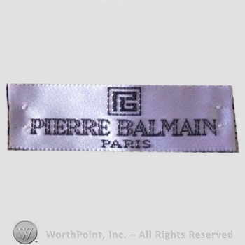 Clothing label : Pierre Balmain.