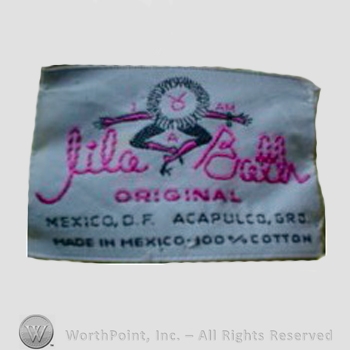 Clothing label : Lila Bath.