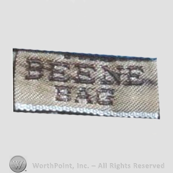 Clothing label : Geoffrey Beene.