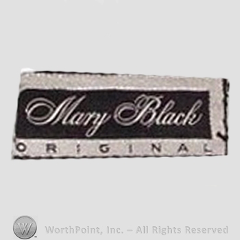Clothing label : Mary Black.
