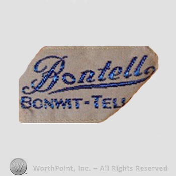 Clothing label : Bonwit Teller.