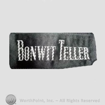 Clothing label : Bonwit Teller.