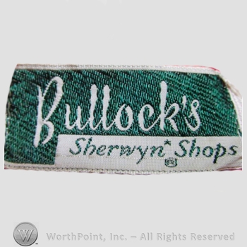 Clothing label : Bullock&rsquo;s.