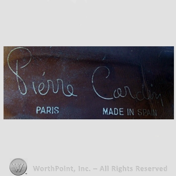 Clothing label : Pierre Cardin.