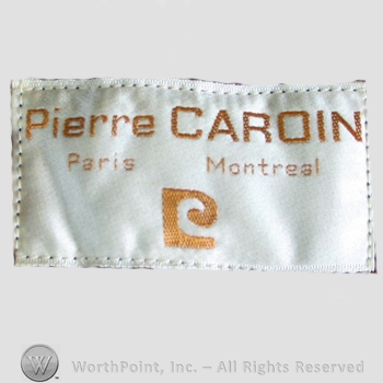 Clothing label : Pierre Cardin.