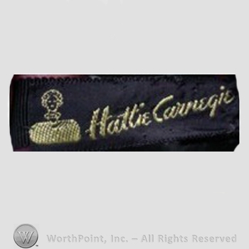 Clothing label : Hattie Carnegie.