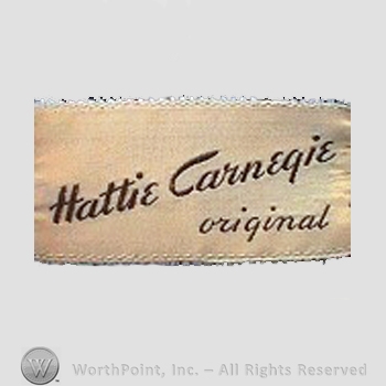 Clothing label : Hattie Carnegie.