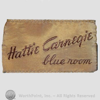 Clothing label : Hattie Carnegie.