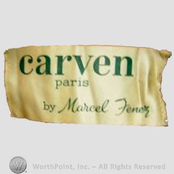 Clothing label : Carven.