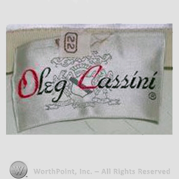 Clothing label : Oleg Cassini.