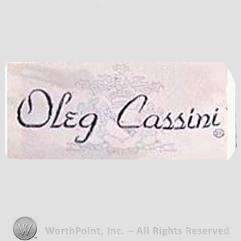 Clothing label : Oleg Cassini.