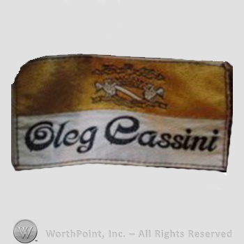 Clothing label : Oleg Cassini.