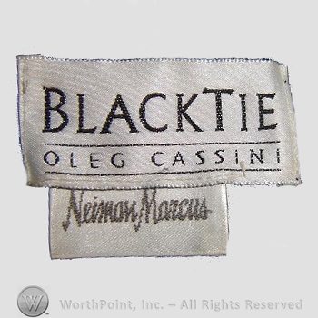 Clothing label : Oleg Cassini.