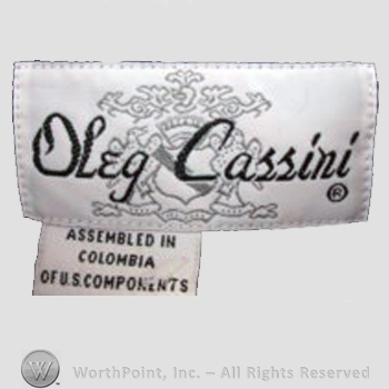 Clothing label : Oleg Cassini.