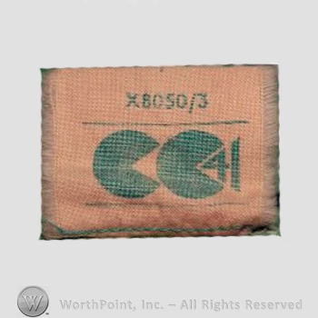 Clothing label : CC41.
