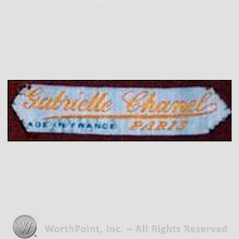 Clothing label : Chanel.