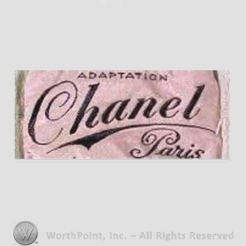 Clothing label : Chanel.