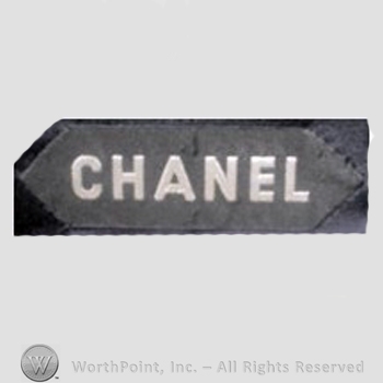 Clothing label : Chanel.