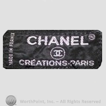 Clothing label : Chanel.