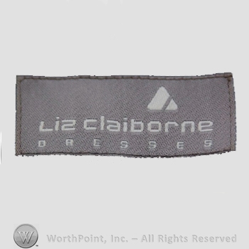 Clothing label : Liz Claiborne .