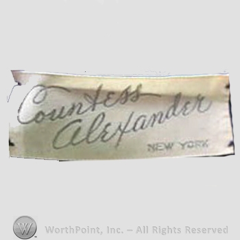 Clothing label : Countess Alexander.
