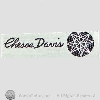 Clothing label : Chessa Davis.