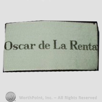 Clothing label : Oscar de la Renta.