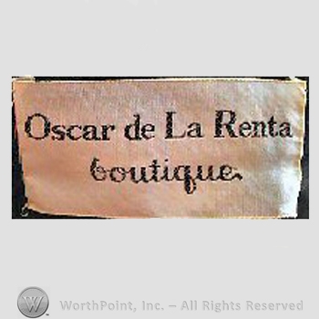 Clothing label : Oscar de la Renta.