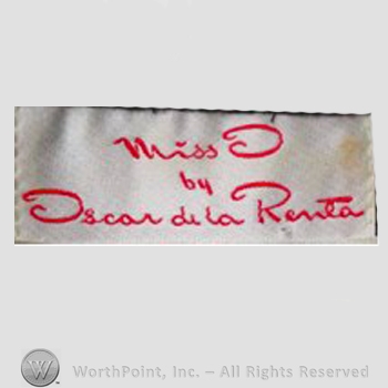 Clothing label : Oscar de la Renta.