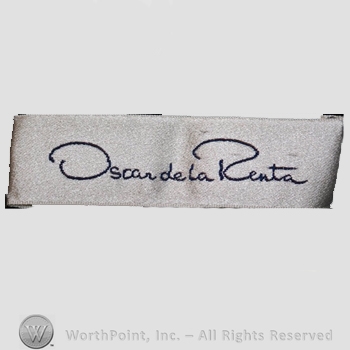 Clothing label : Oscar de la Renta.