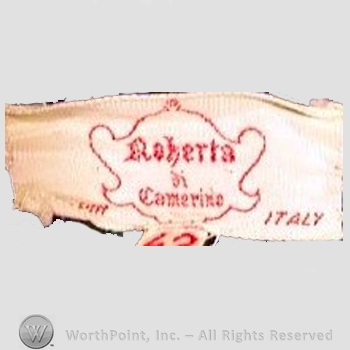 Clothing label : Roberta Di Camerino.