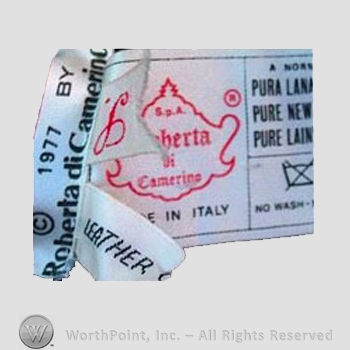 Clothing label : Roberta Di Camerino.